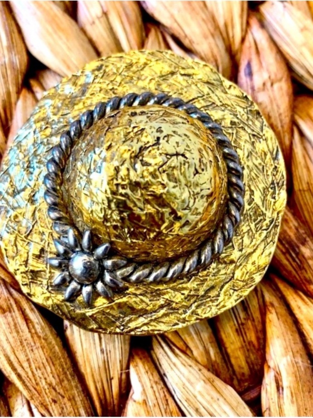 Gold Textured Floral Sun Hat Brooch